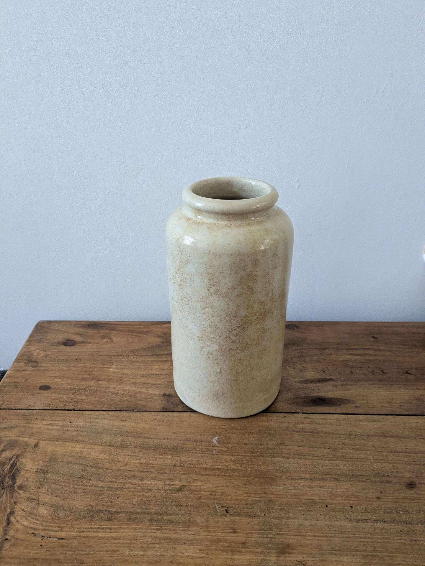Large stoneware pot
