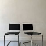 2 B33 chairs in chromed metal and black leather