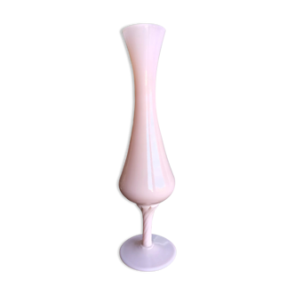 Vase en opaline de 44 cm rose "cuisse de nymphe" années 70