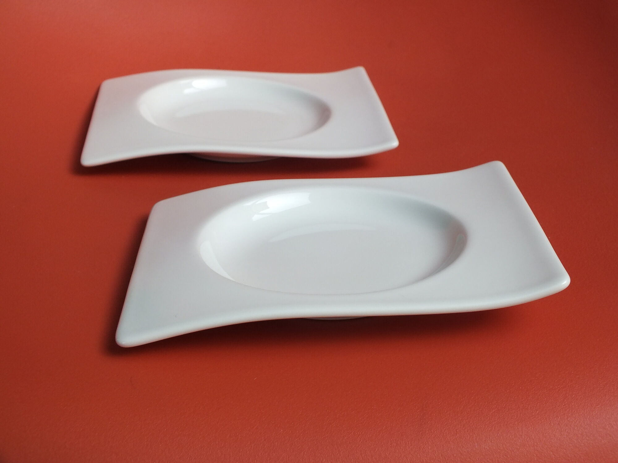 Duo of Villeroy and Boch New Wave Hotwave cups