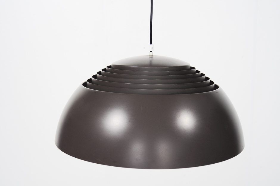 Arne Jacobsen for Louis Poulsen AJ Royal suspension