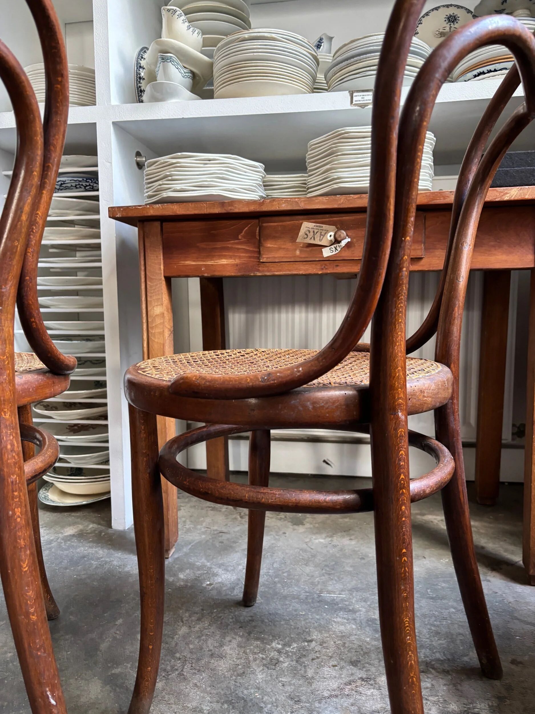 2 Thonet chairs no. 31 in bent beech and caning