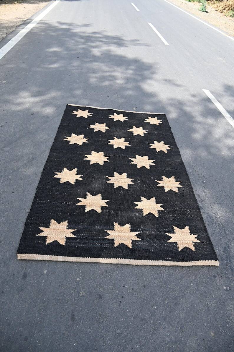 Handwoven wool and jute rug