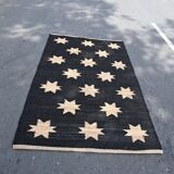 Handwoven wool and jute rug