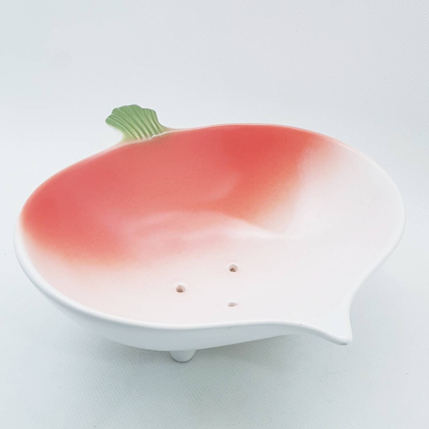 Ceramic radish colander