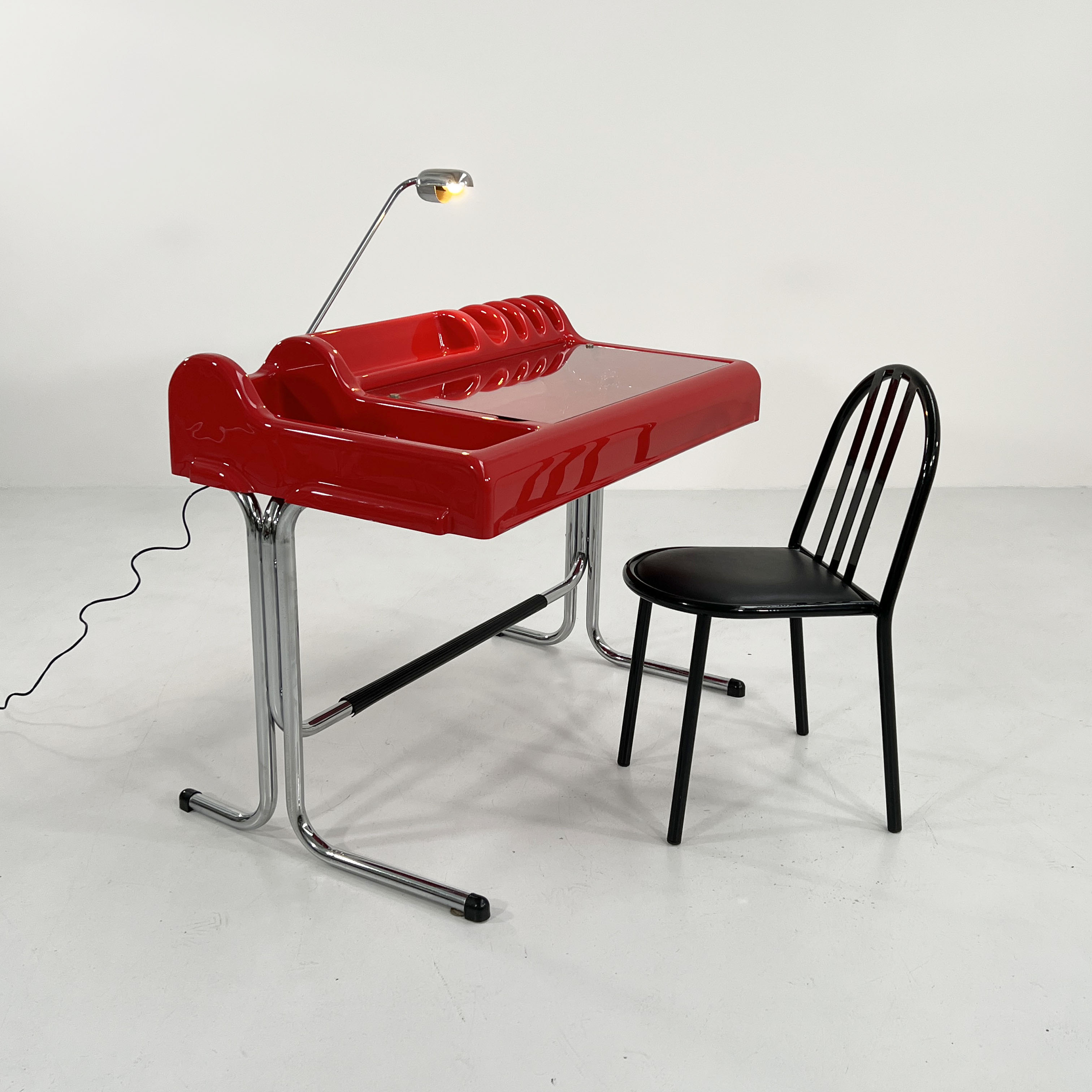 Orix desk by Vittorio Parigi & Nani Prina for Molteni, 1970