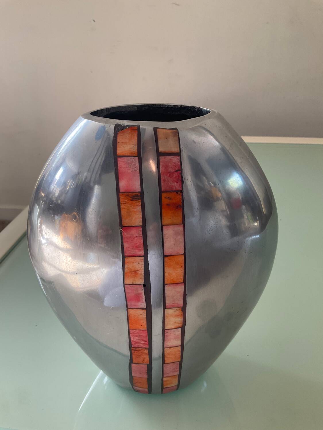Aluminum vase from the 70s