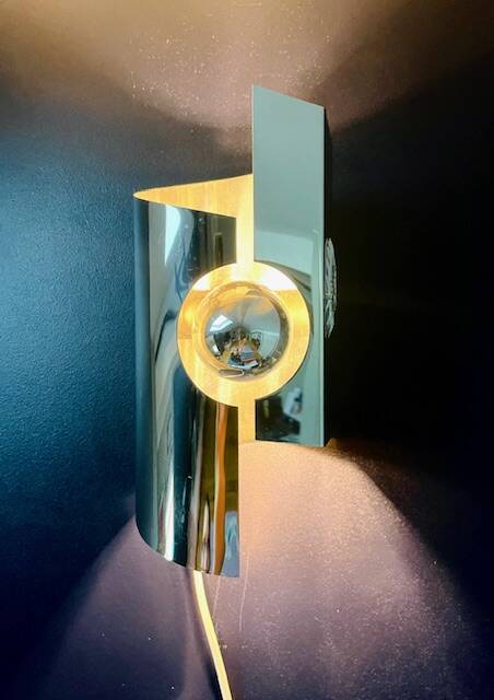 2 vintage 70s Space Age Oxar inspired wall lights