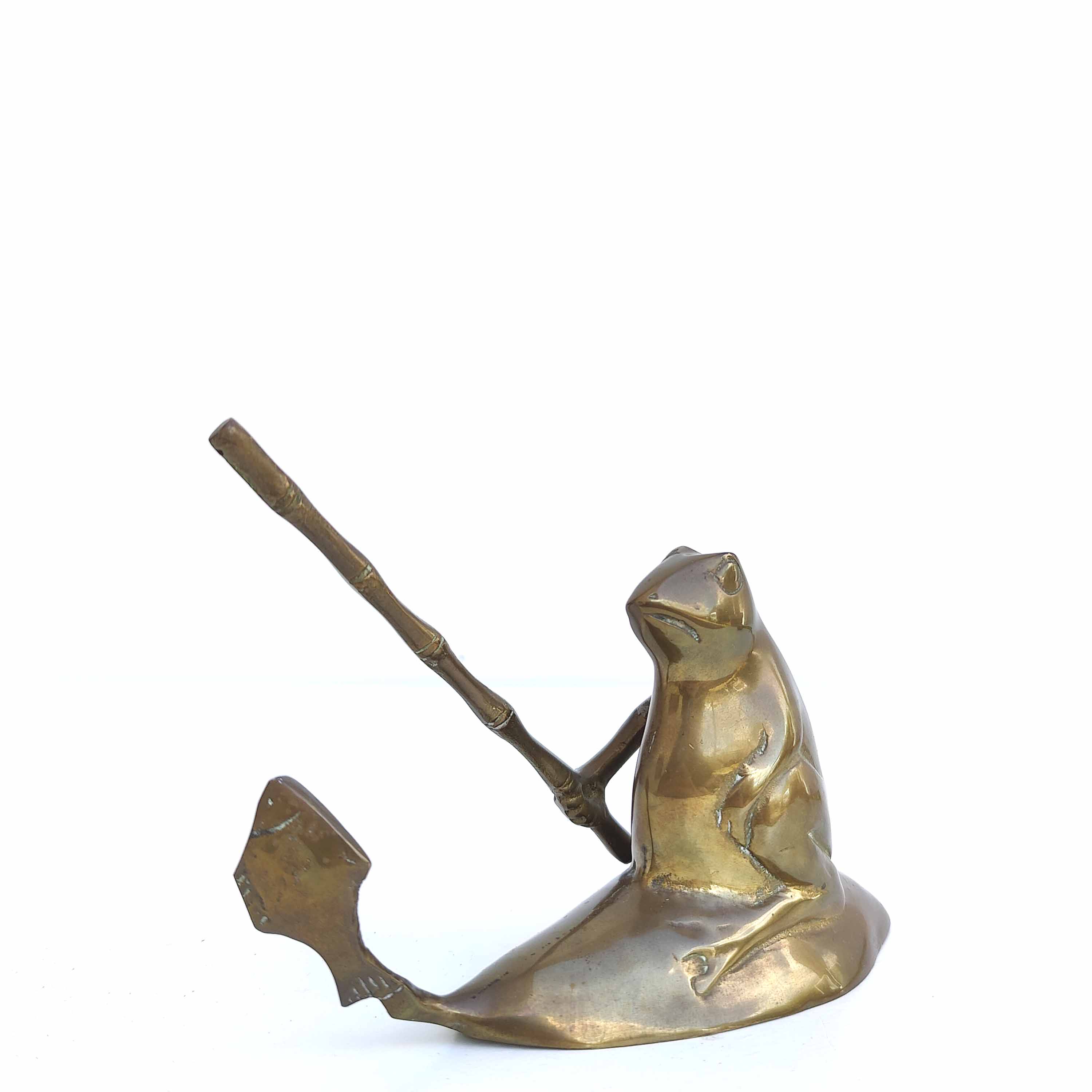Frog that catches a brass fish