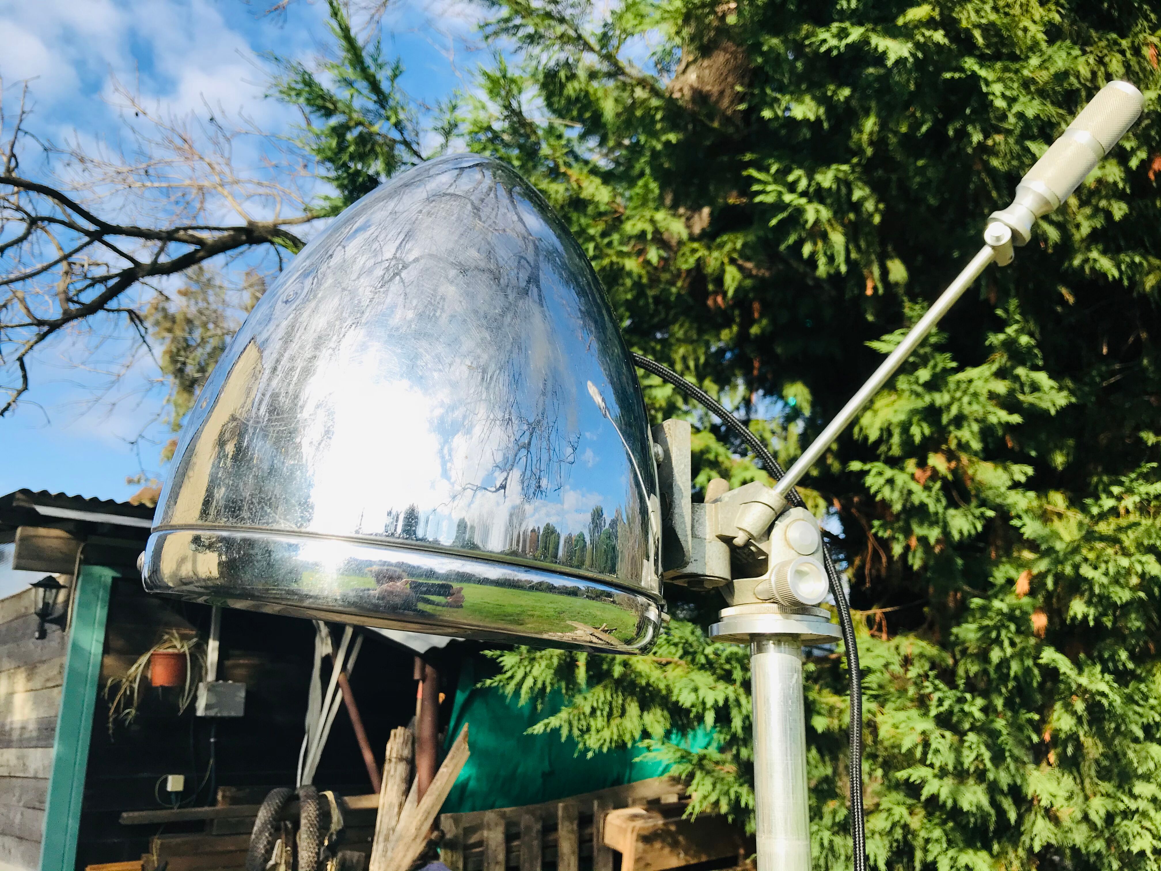 Projecteur tripode industriel