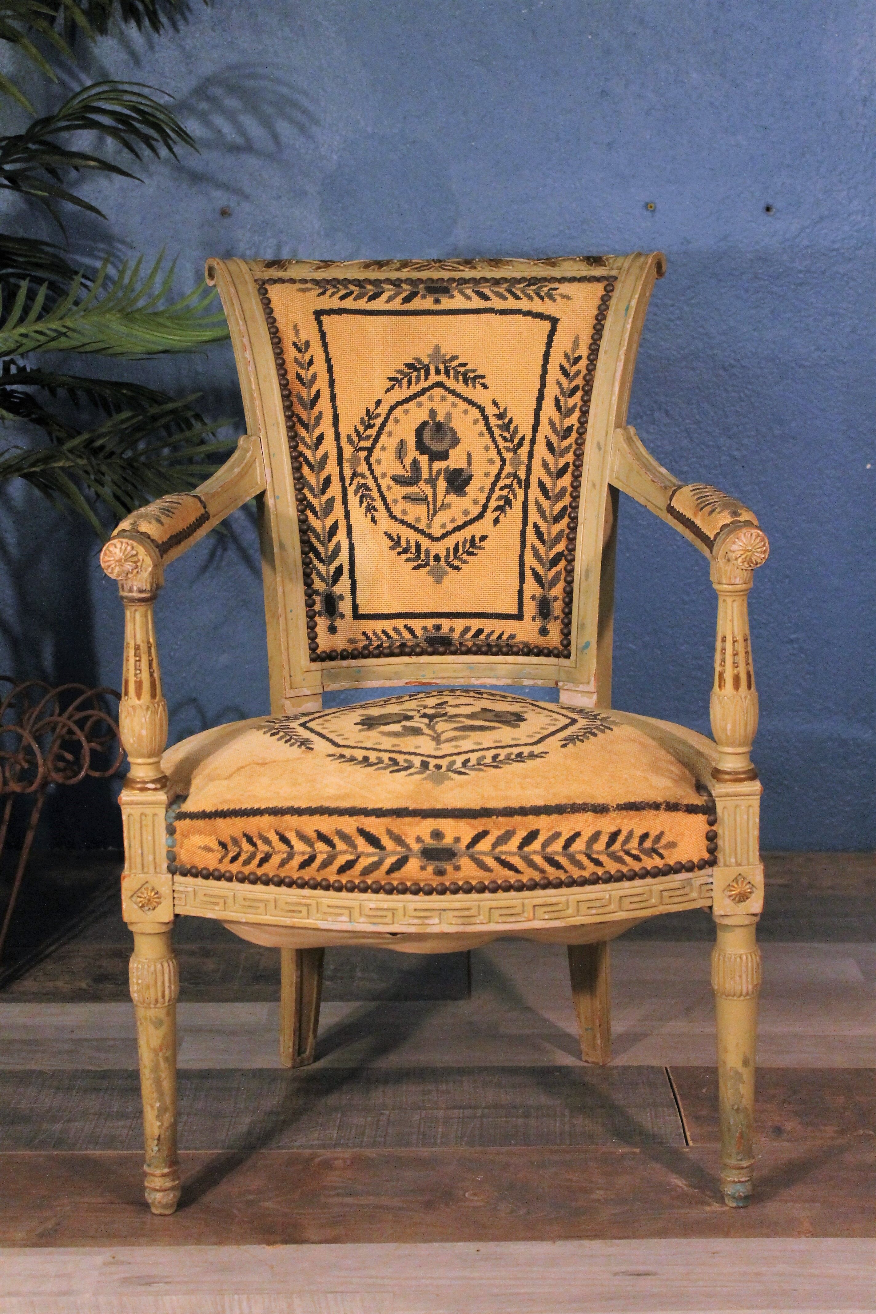 Pair of chairs Directory