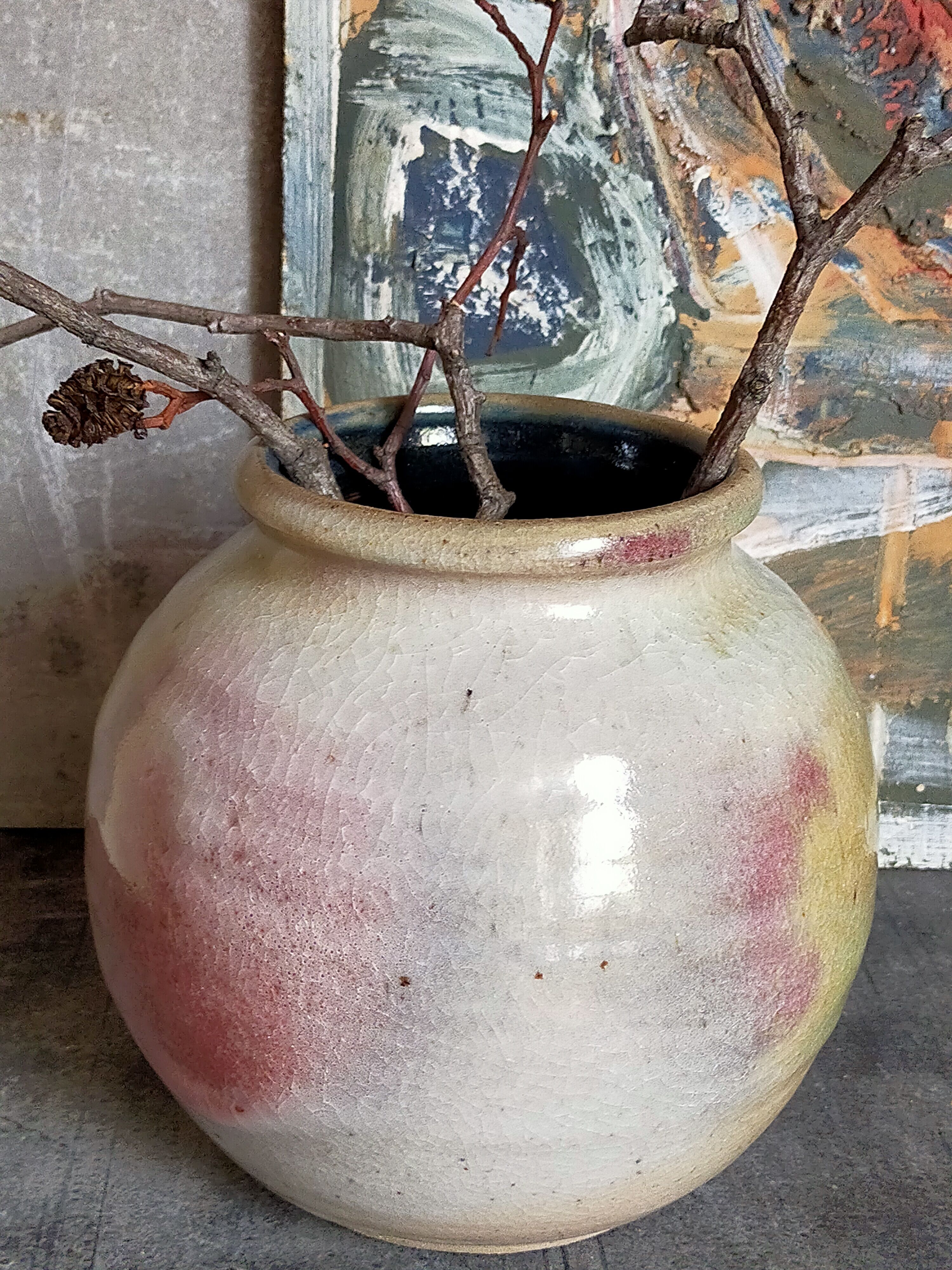 Ball vase in enamel sandstone cracked inside Indigo