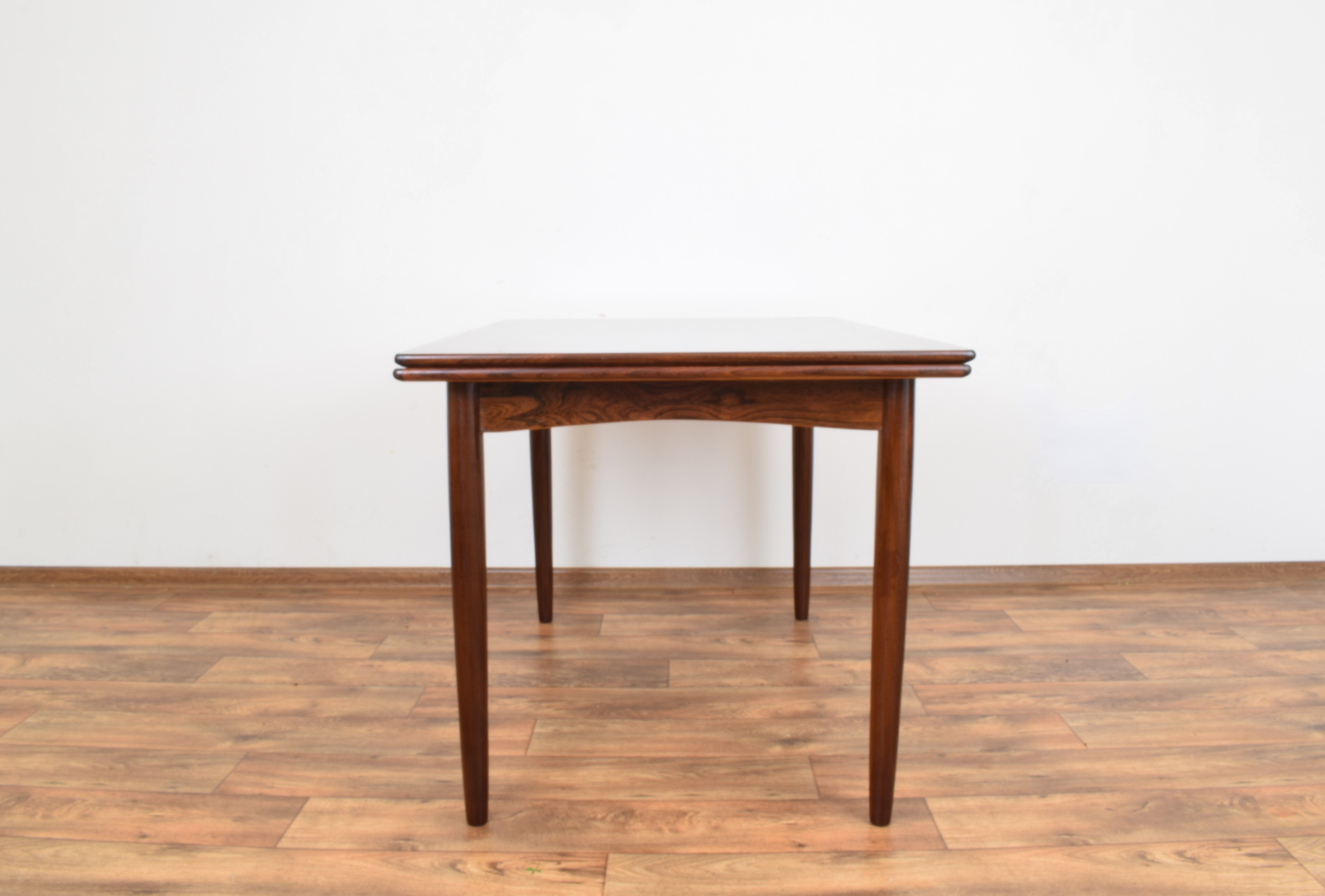 Mid-Century Danish Extentable Dining Table, 1960s
