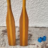 Paire de rames de bateau en bois