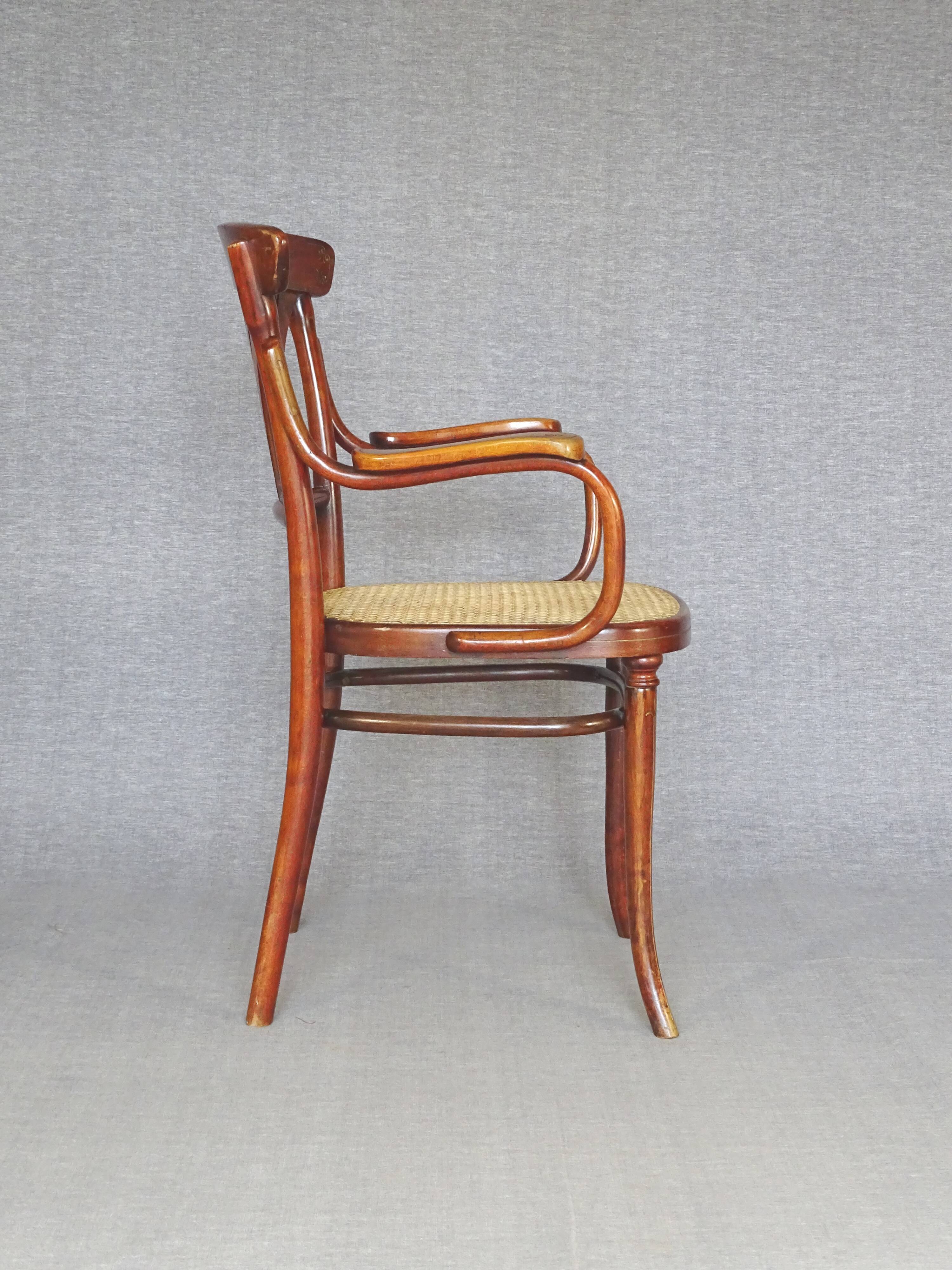 Thonet armchair No. 221, "bronze" inlays 1905 perfect caning