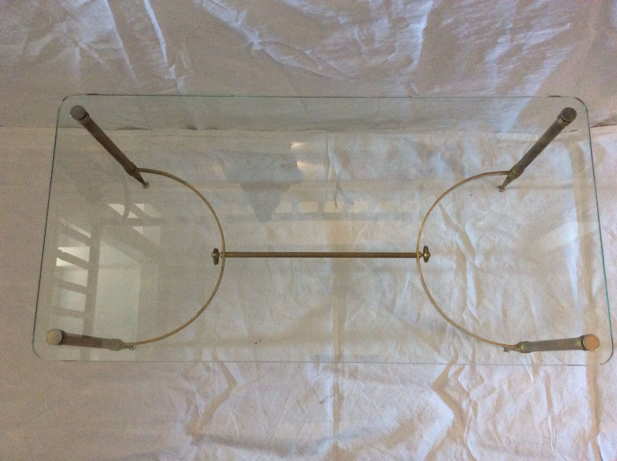 Table 60´ - 70´ low brass and glass