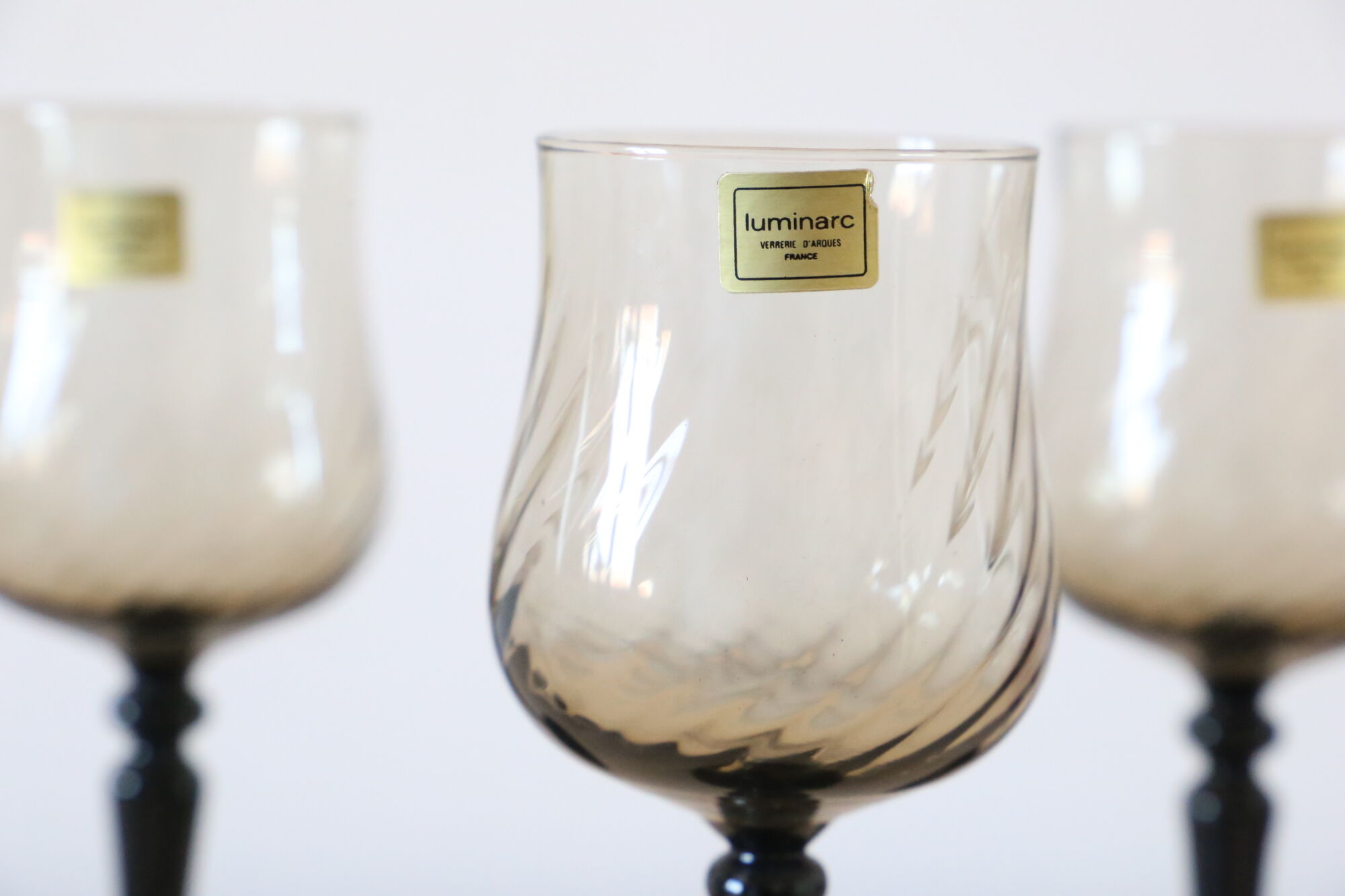 Set of 4 luminac smoked grey, French