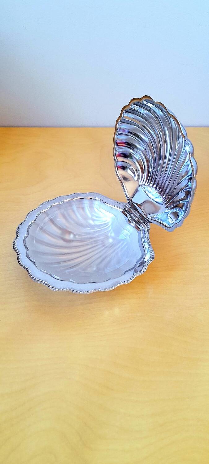 Metal shell butter dish, 1960.