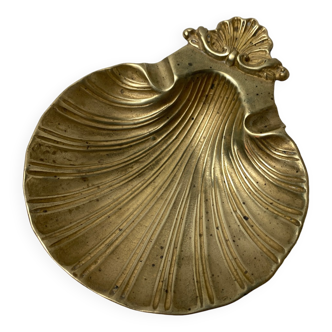 Brass shell ashtray, pocket emptier