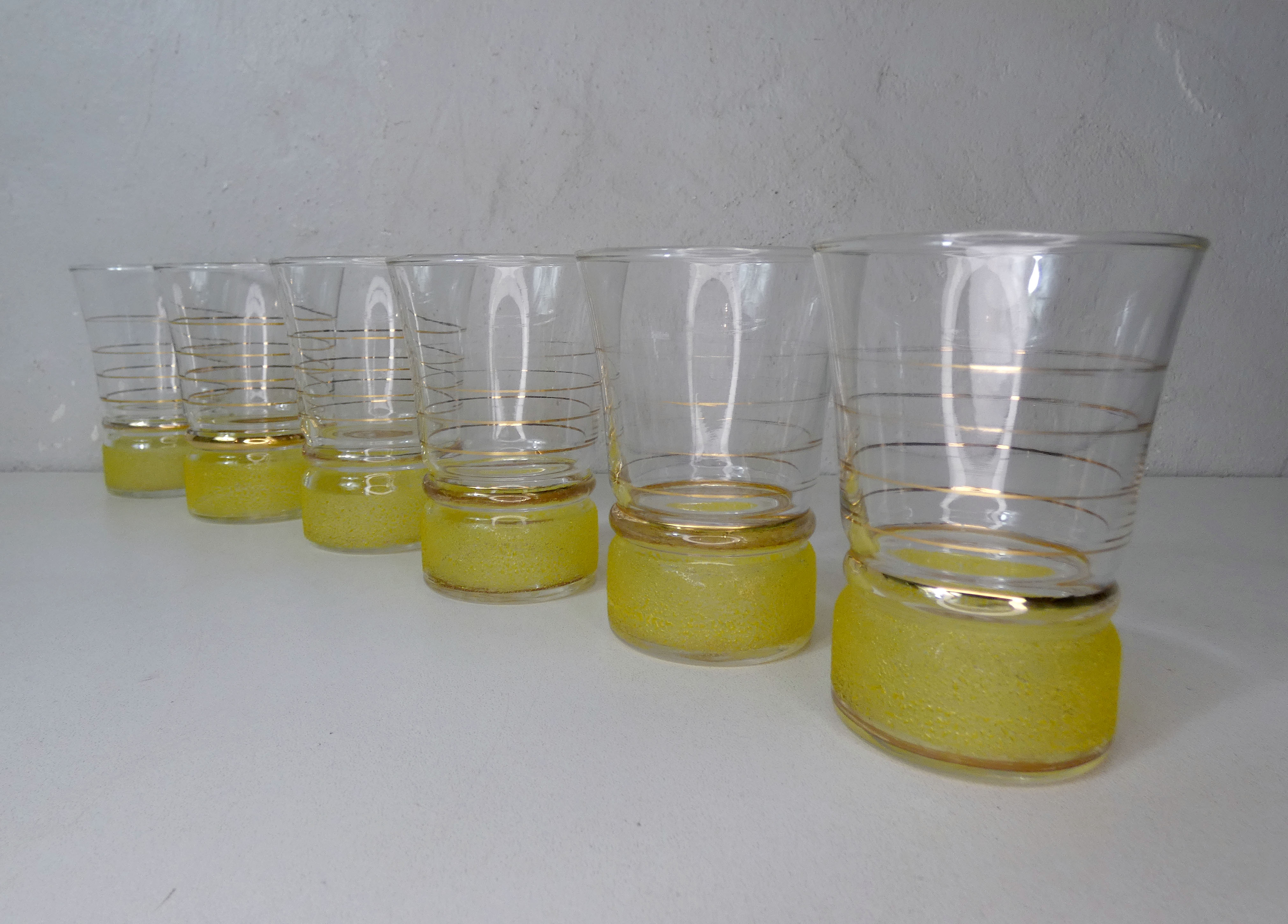6 old vintage yellow granite glasses 50s