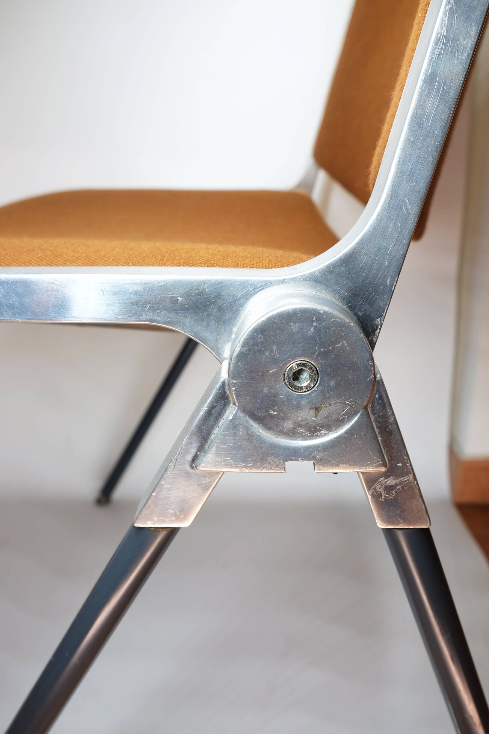 Agorà chairs designed by Paolo Favaretto for Emmegi, 1970s