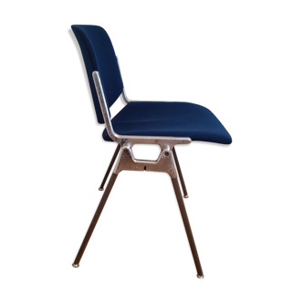 Chair dsc106 by Giancarlo castelli