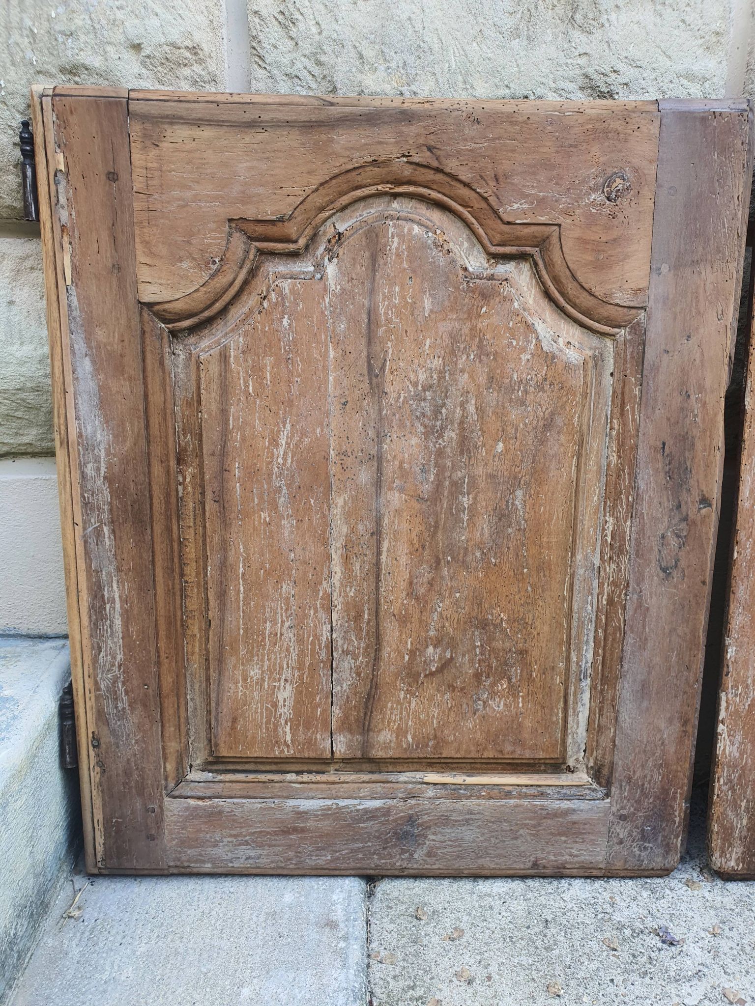 Vieilles portes de buffet