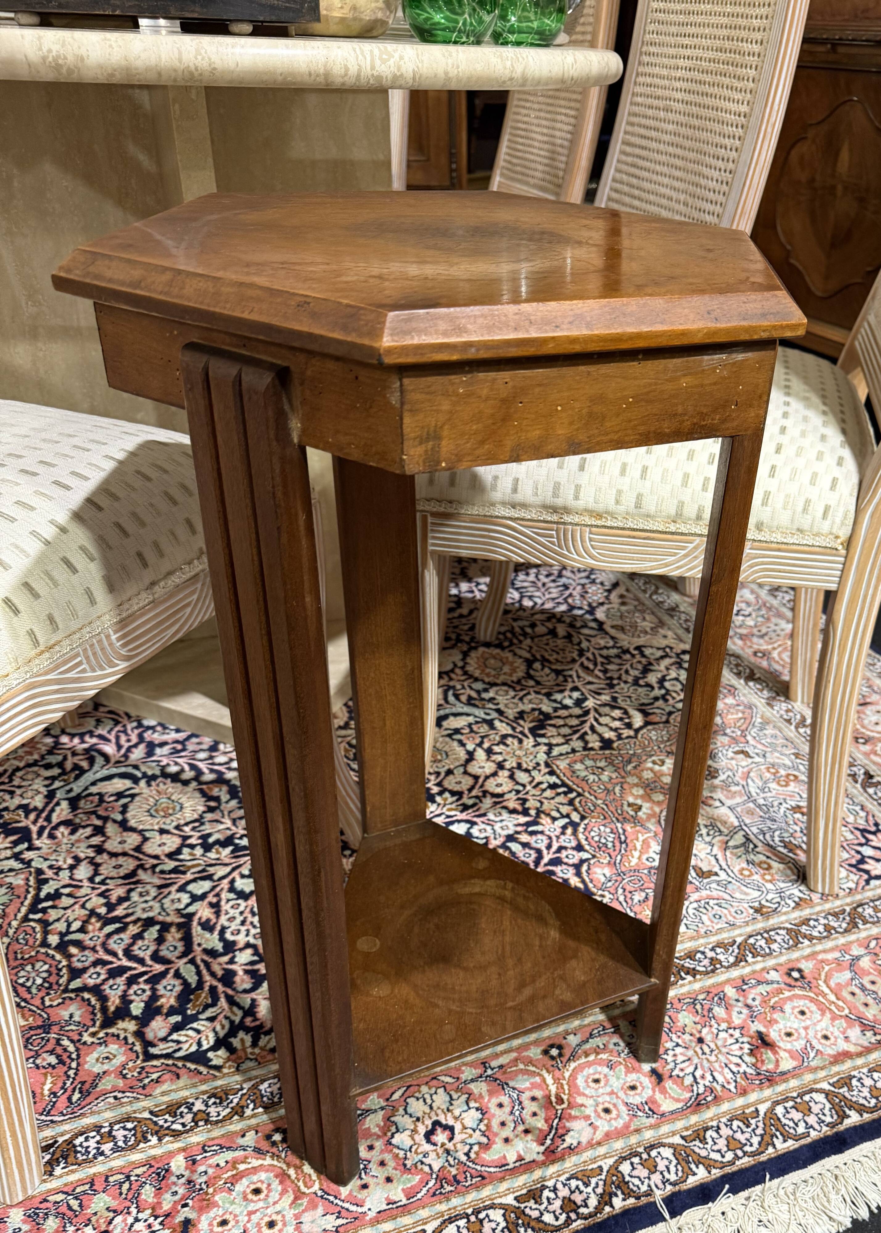 Sewing tablet