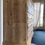 Large 19th century Scandinavian pine chest of drawers