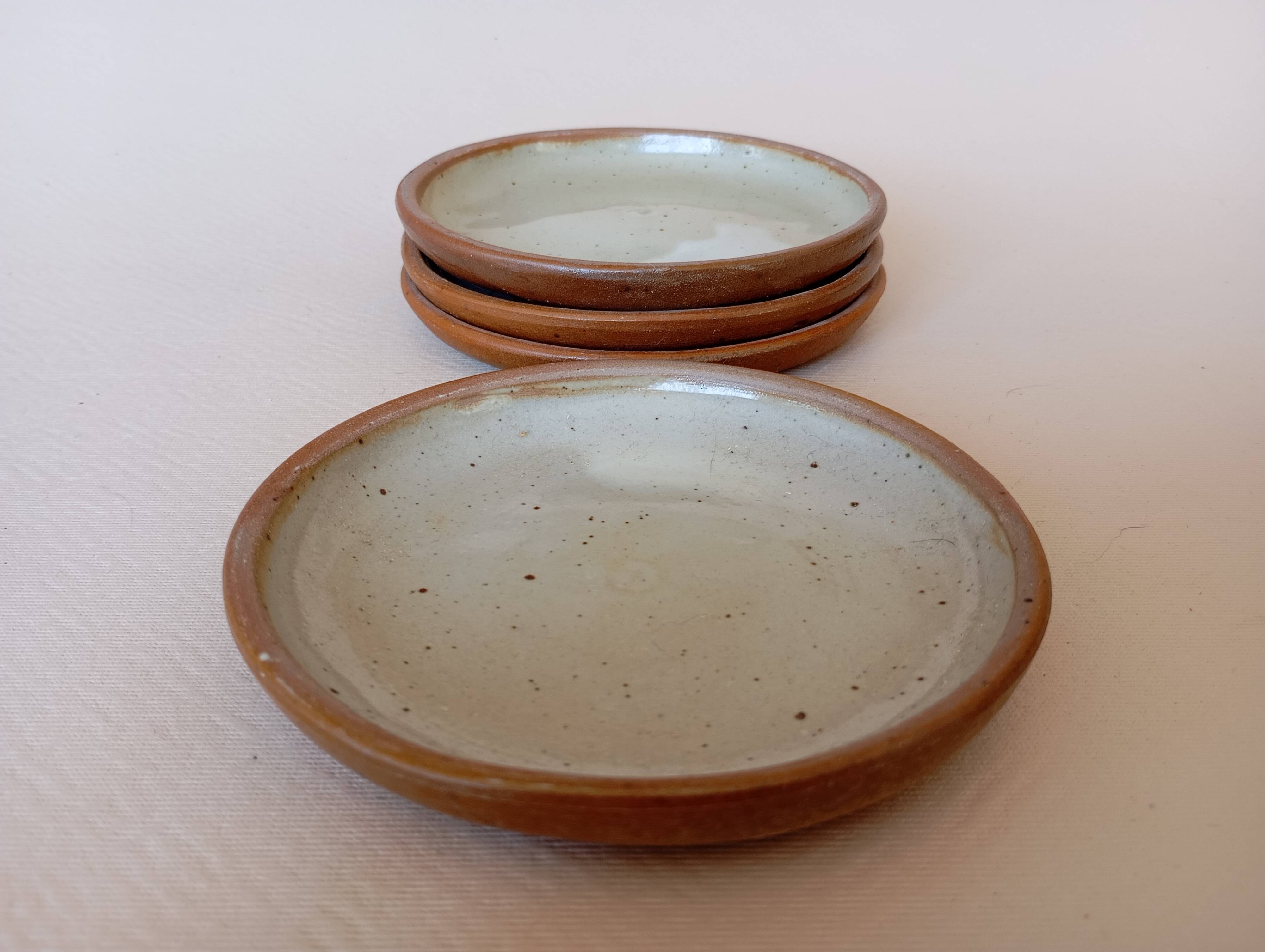 4 grey stoneware tapas plates