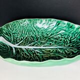 Slurry dish decorated with cabbage leaf