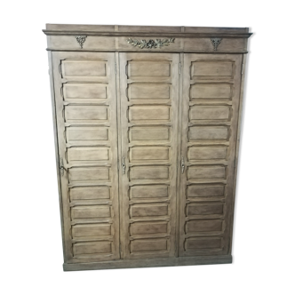 Armoire de notaire