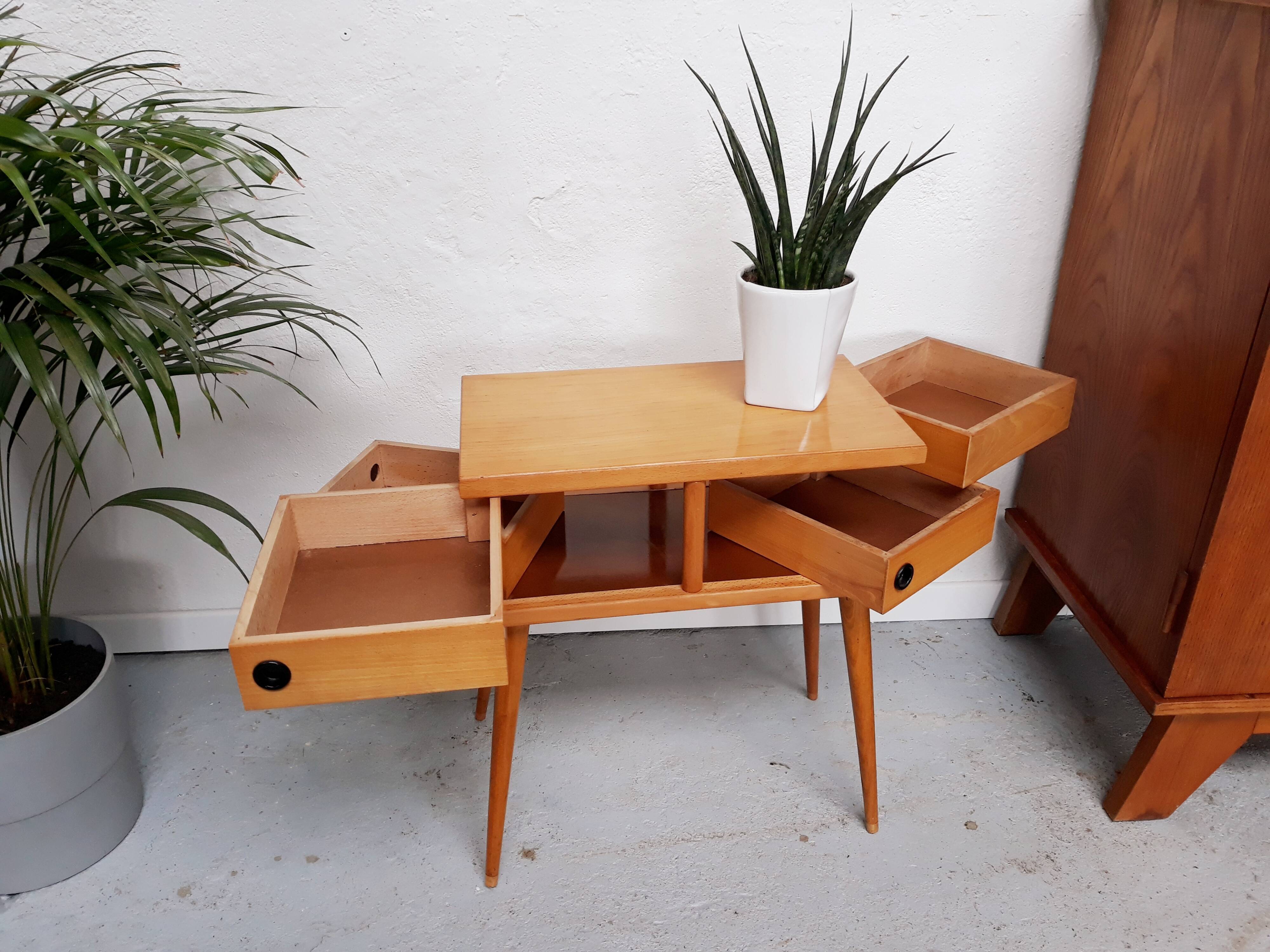 Vintage compass feet sewing worker