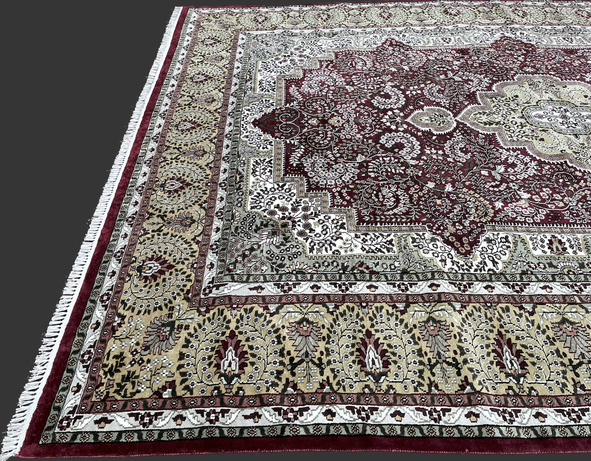 Pakistani carpet Silk wool 383x281cm