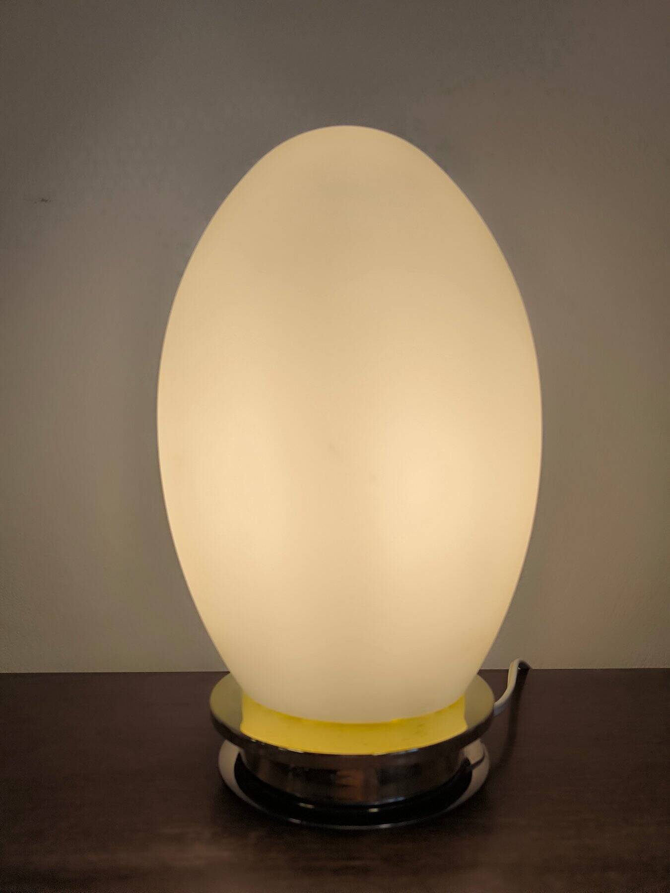 EGG Lamp 1960 in glass in Murano Opalino
