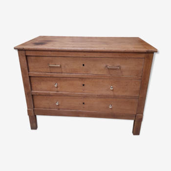 Oak chest of drawers