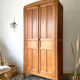 Armoire parisienne
