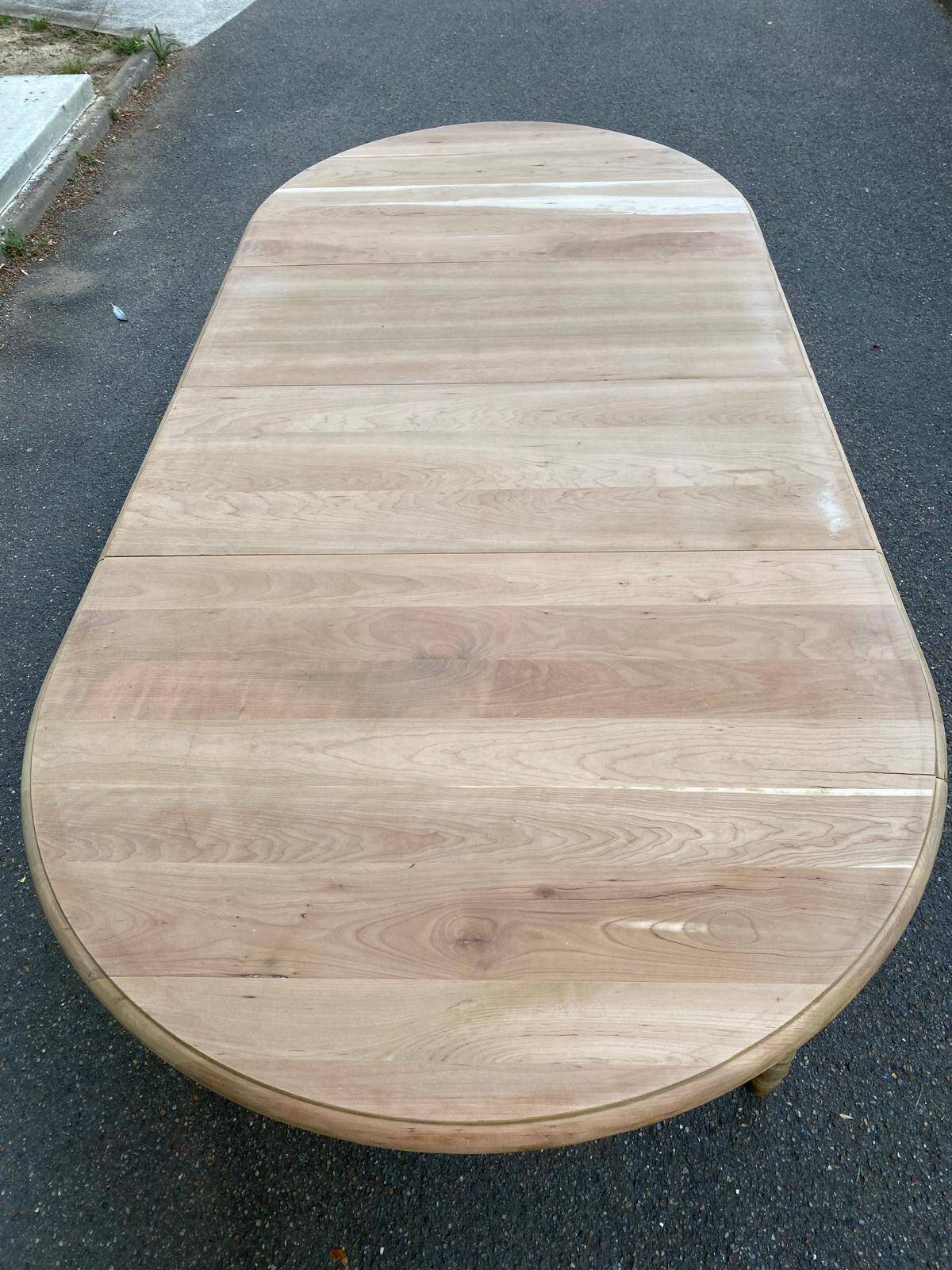 Large round extendable Louis Philippe 19th century dining table, renovated, 250cm