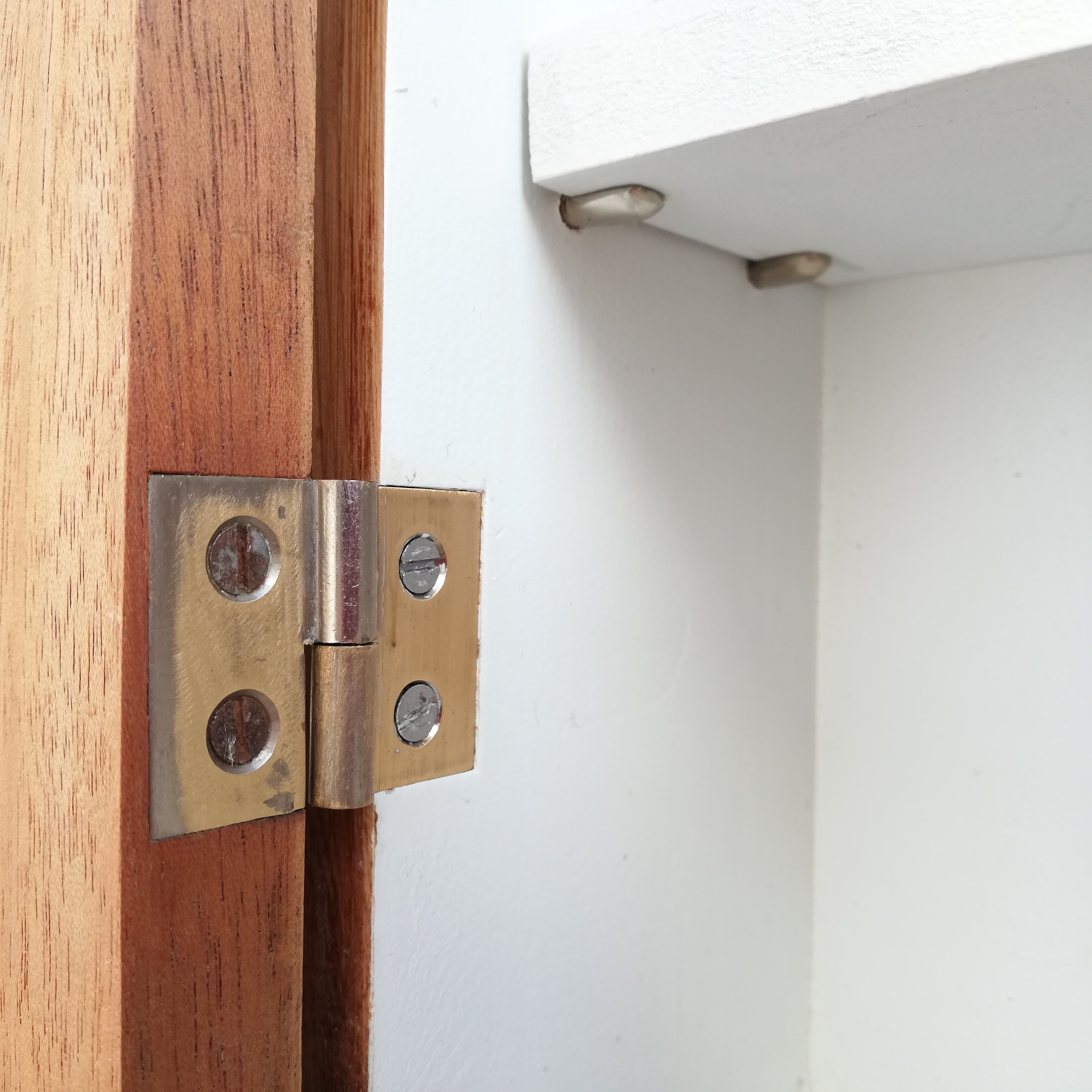 Armoire double en bois, murale