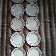 10 antique flat plates from Gien