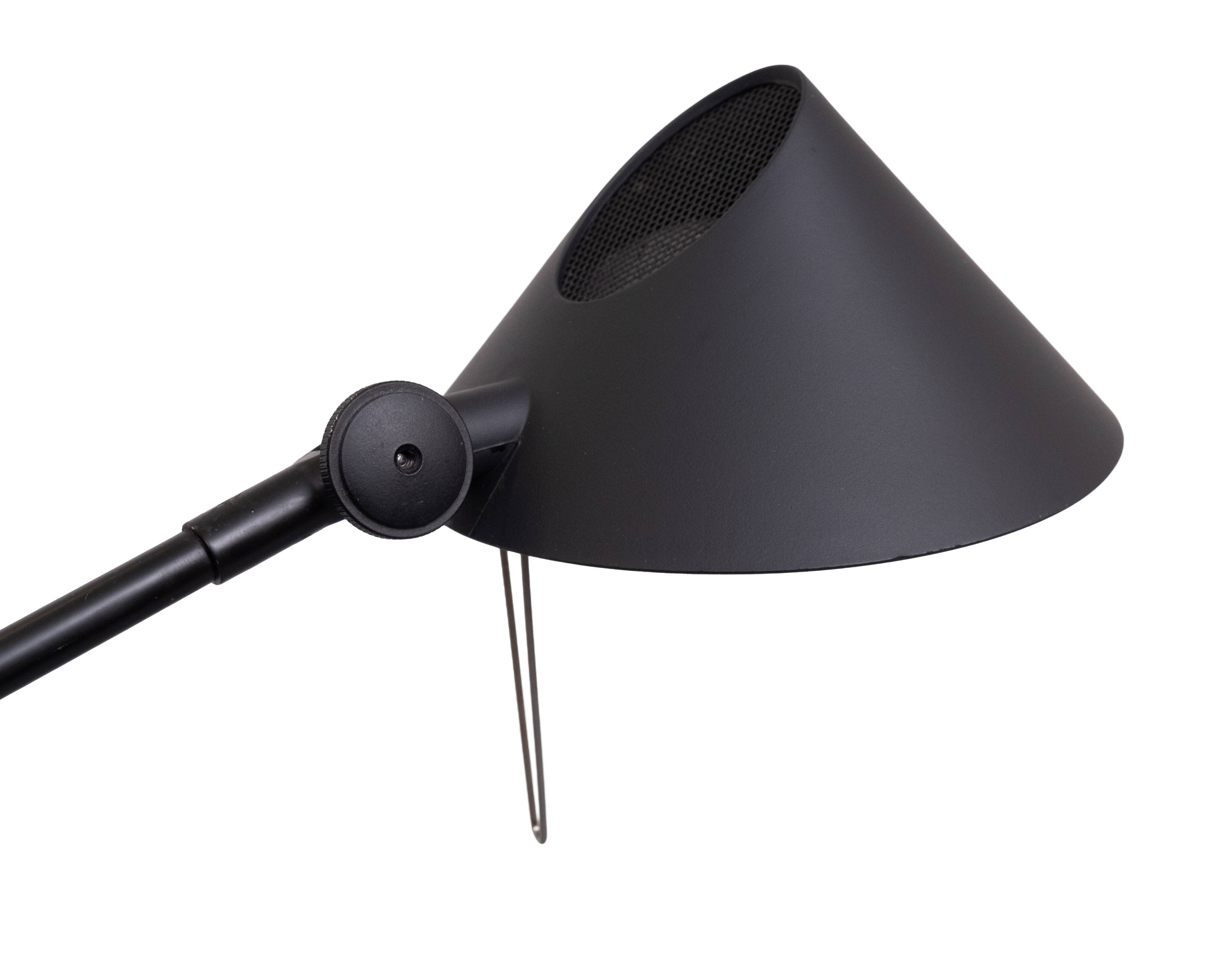 Lampadaire Artemide Nestore Terra par Carlo Forcolini années 1980 Italie