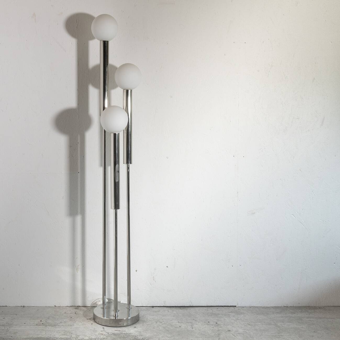 Sciolari chrome floor lamp circa 1970