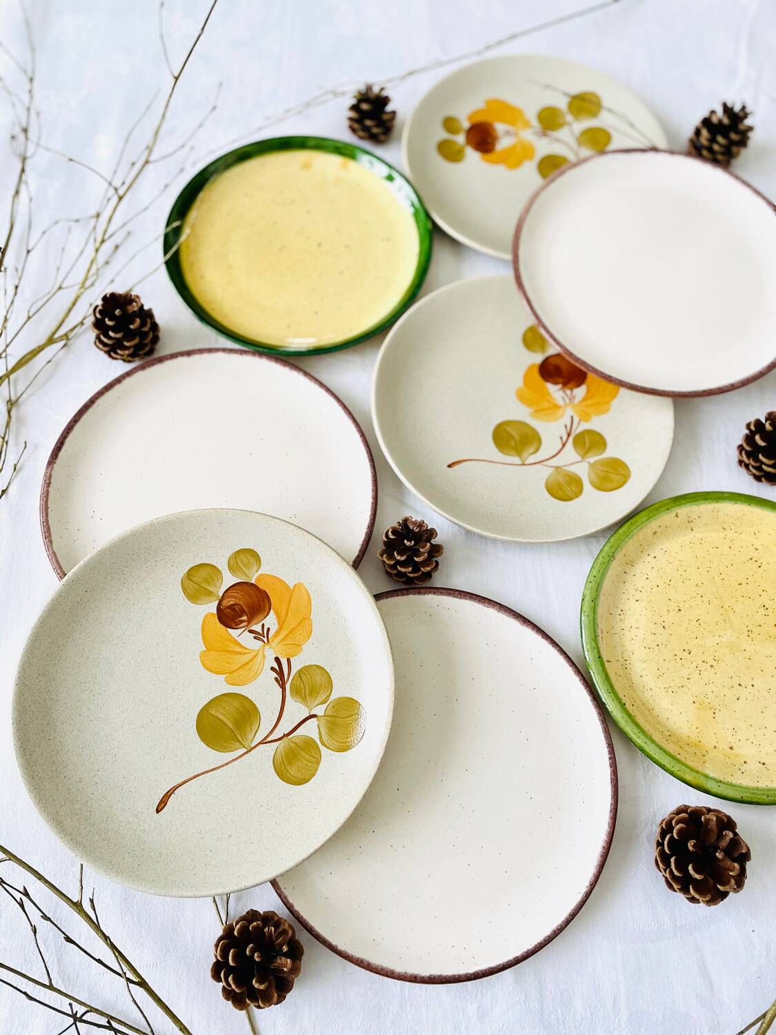 Set of 8 mismatched vintage dessert plates