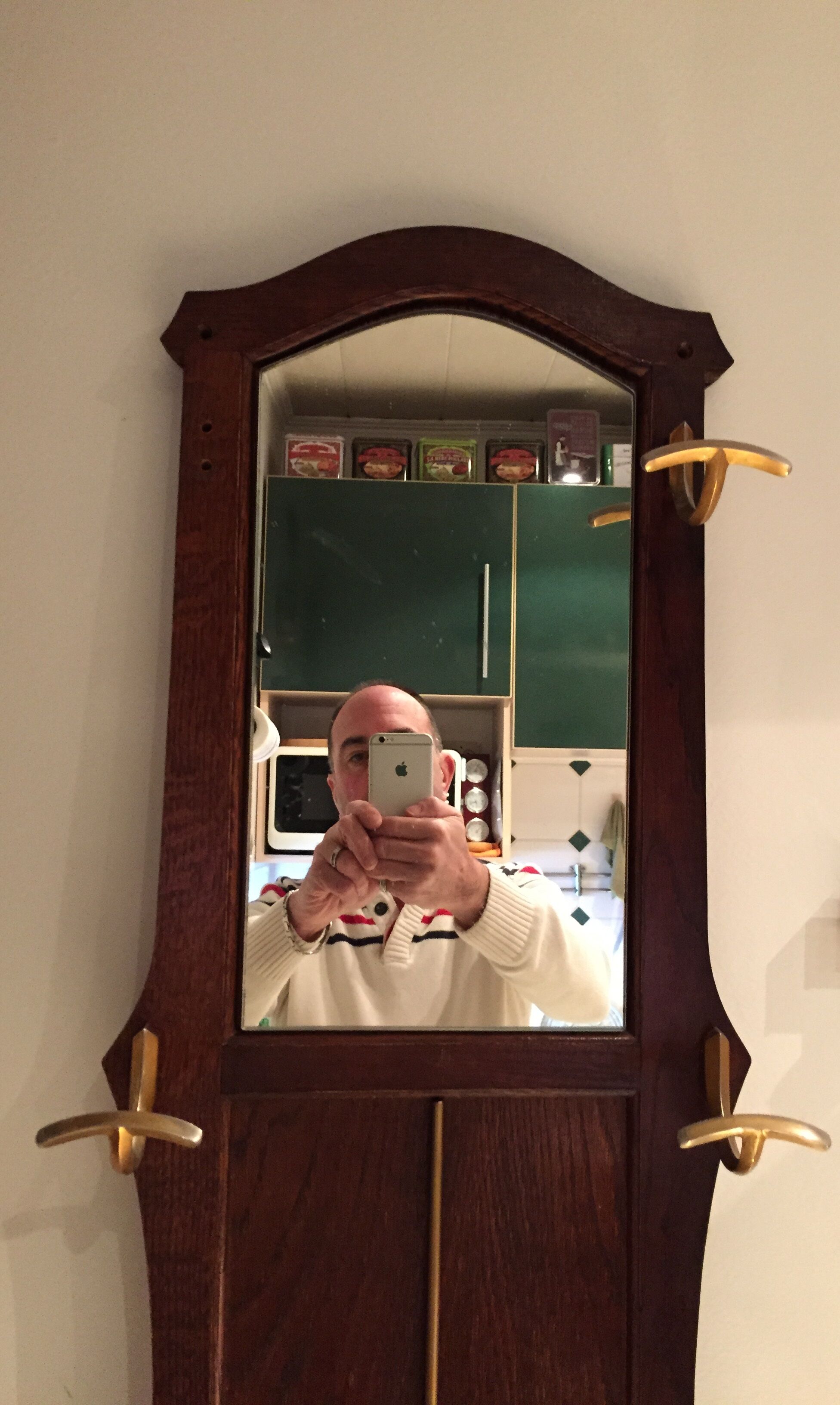 Dressing room hanger