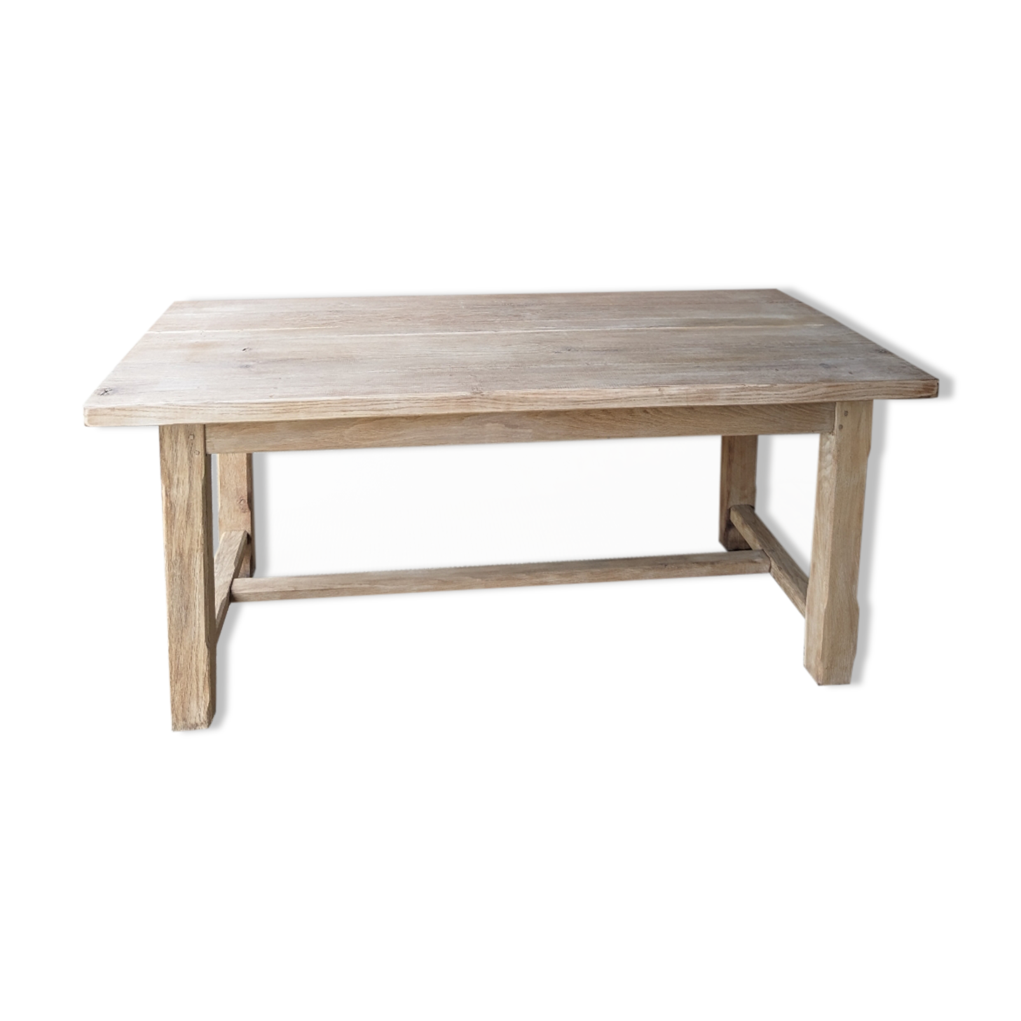 Farm table