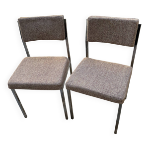 2 chaises 70 re-tapissées,