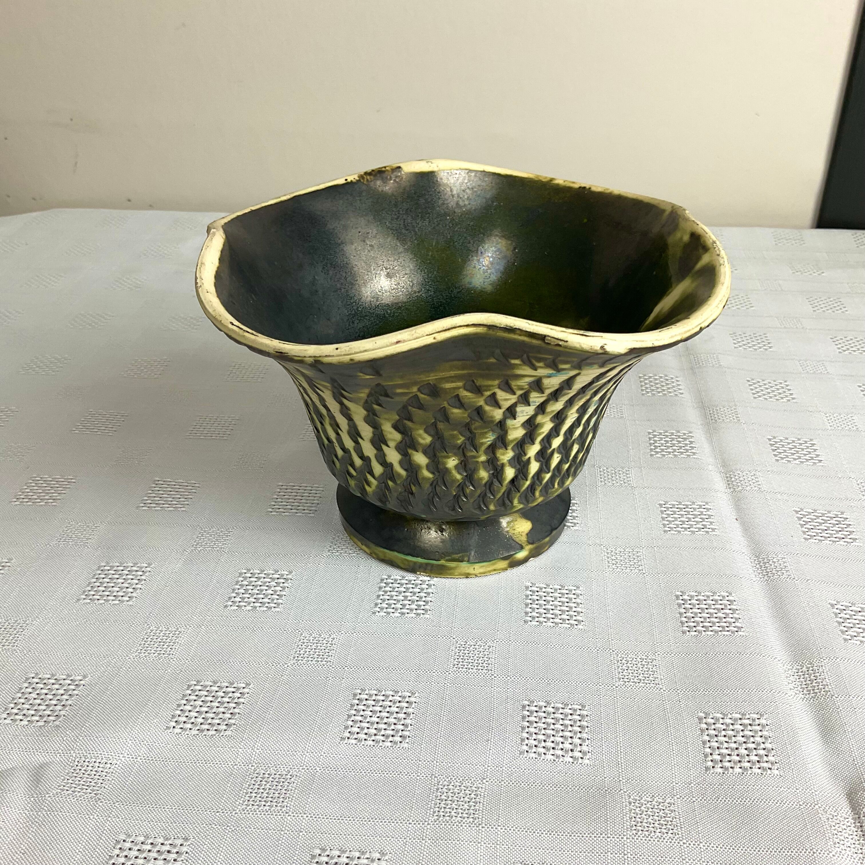 Vintage ceramic pot cover