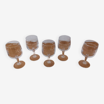Set of 5 old port glasses with engraved crystal stems