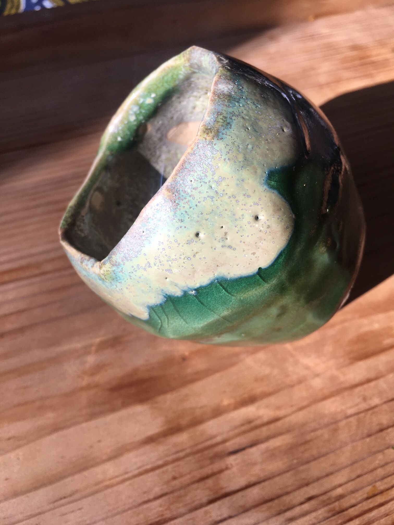 Green enamelled ceramic-faced bowl