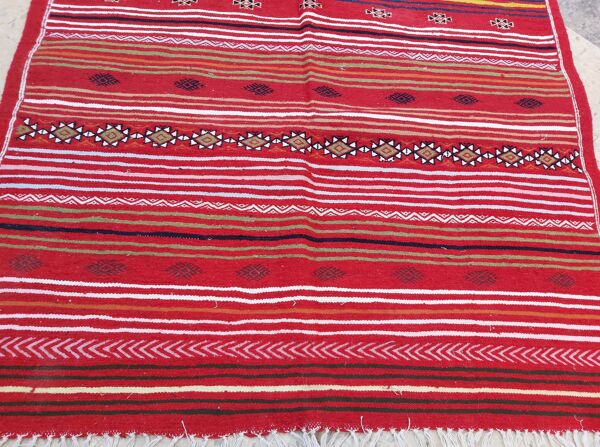 Tapis rouge ethnique en pure laine 120x190cm